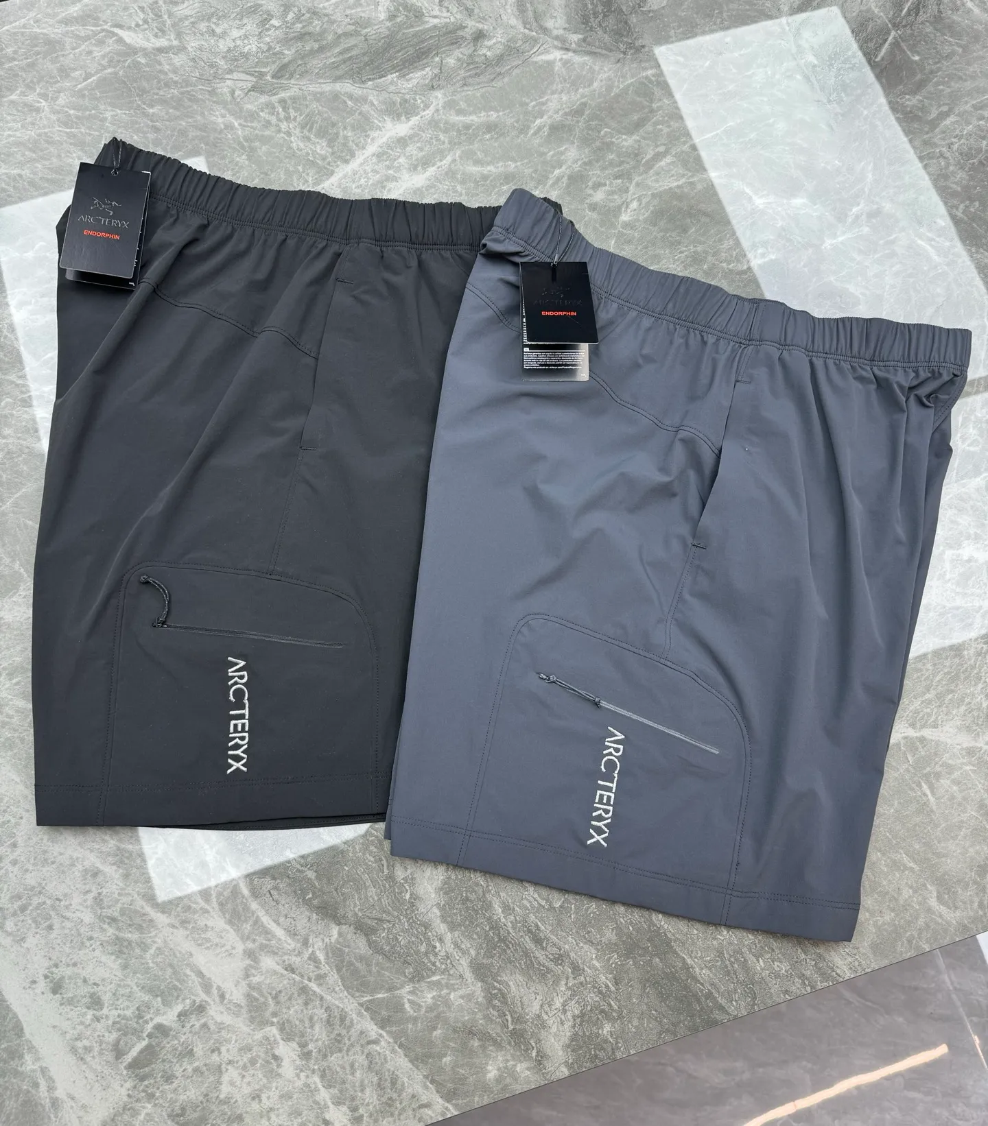 180 ⚜️Arc'teryx Endorphin Series ， ！Fortius ，DWR +UPF . 、 ， ？ ， ， . ， . ， 、 、 . ， ； /Dark Gray Versatile， 、 ！Sizes：M-3XL（175/145 L）